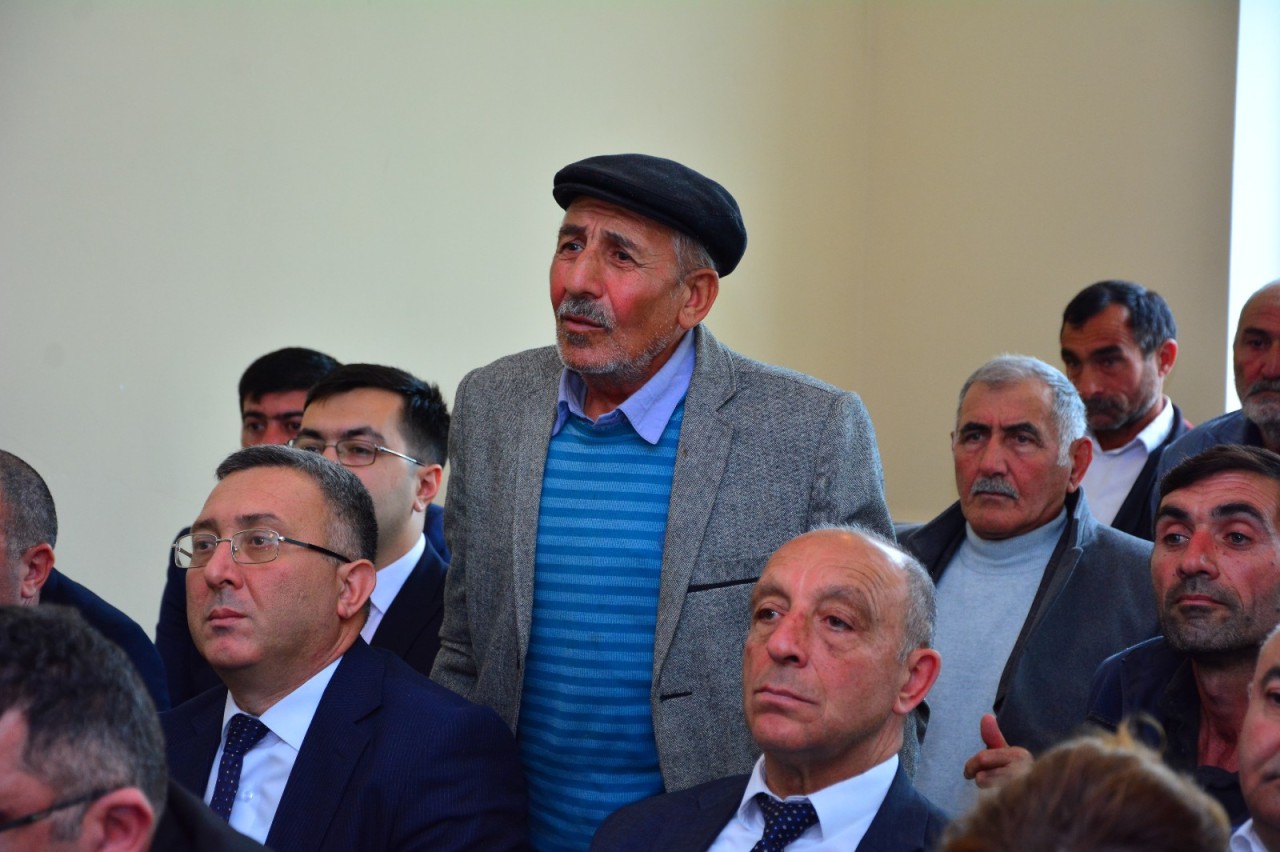 Ağstafanın icra başçısı səyyar qəbul keçirdi - FOTOLAR